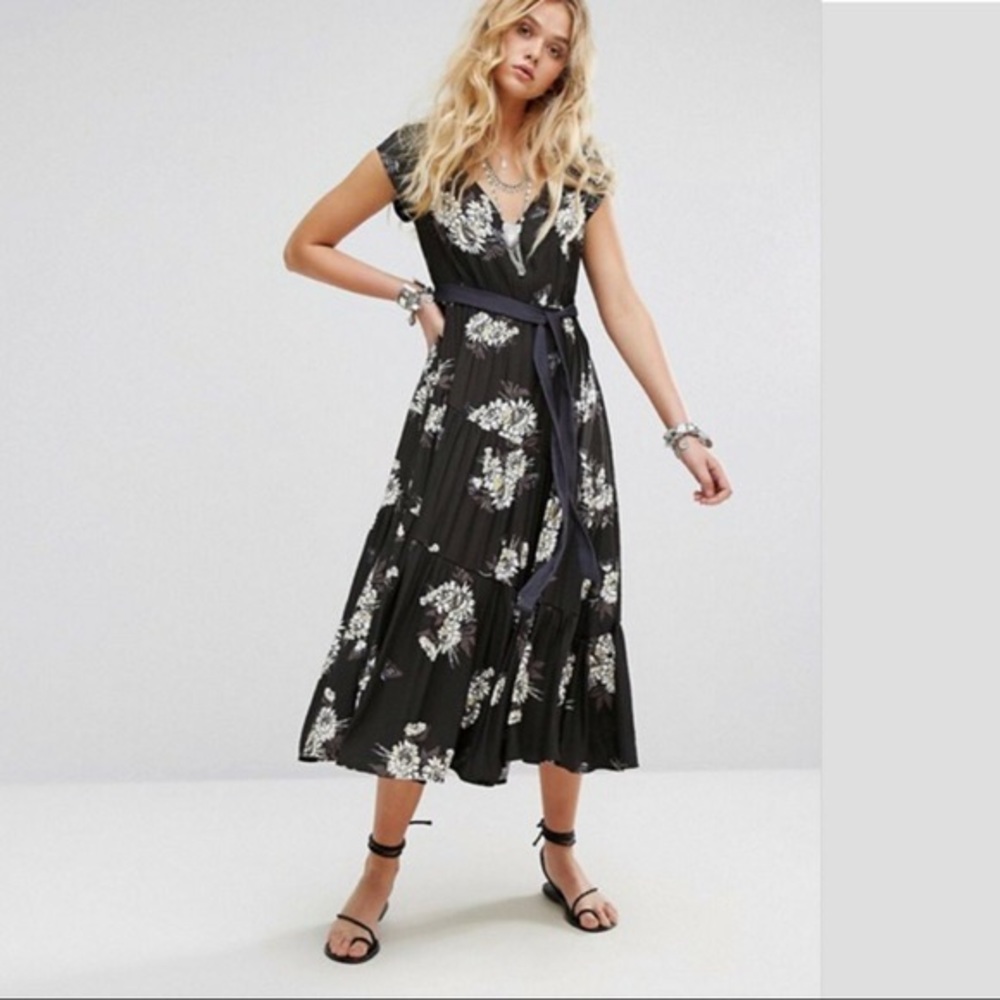 Free People All I Got Floral Tiered Tie Waist Long Midi Dress Short Sleeve